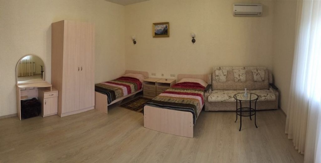 Экотель — Четырёхместный номер студия комфорт семейная