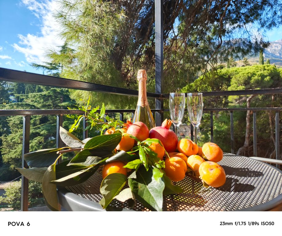 Марина — Трёхместный номер студия с балконом и панорамными окнами