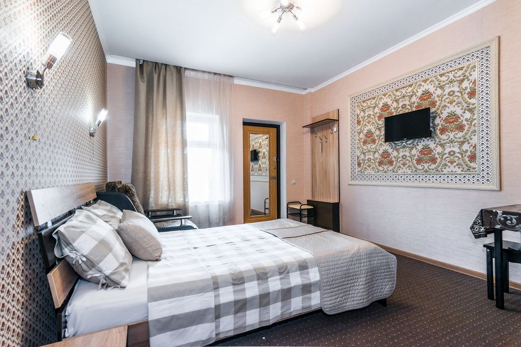 На Лермонтова 48 — Трёхместный номер комфортный с видом на горы