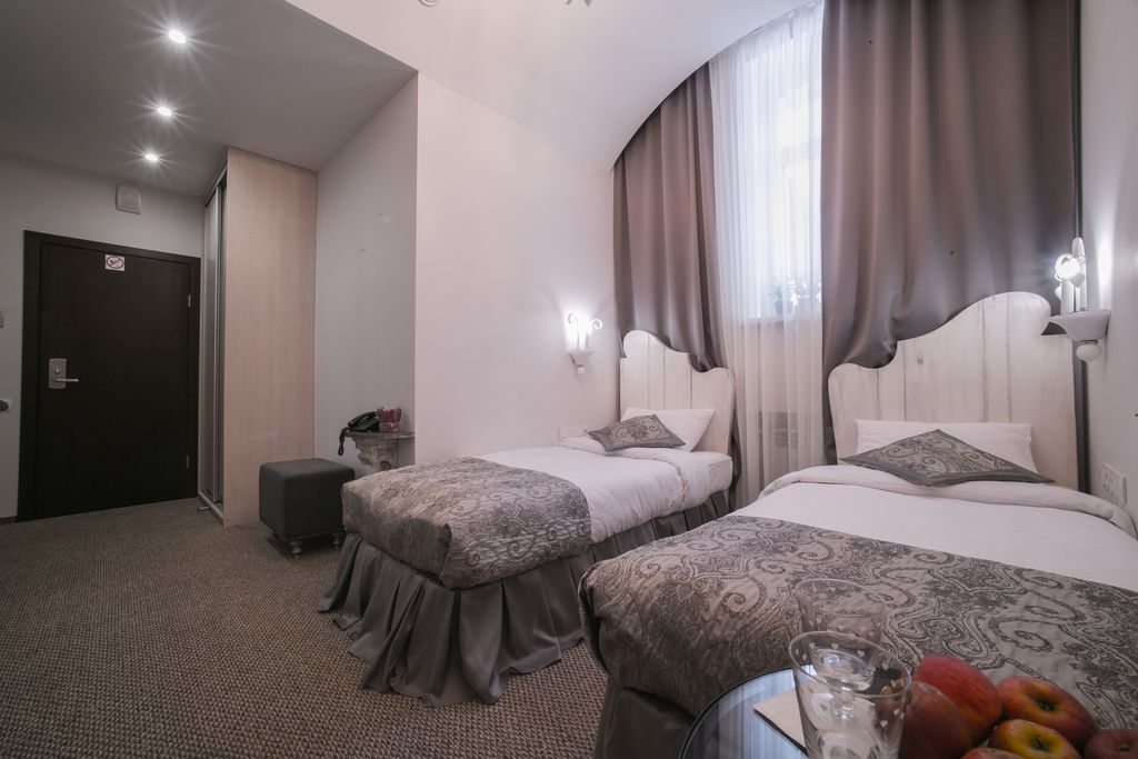 Zhukov — Двухместный номер с 2 отдельными кроватями стандарт