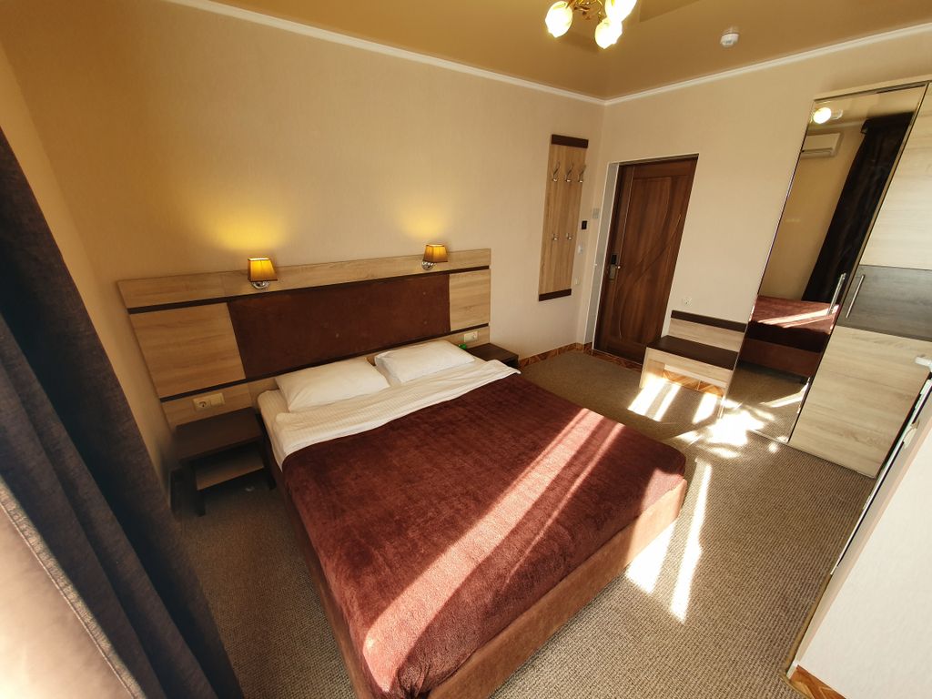 Золотой — Двухместный номер с 1 кроватью стандарт