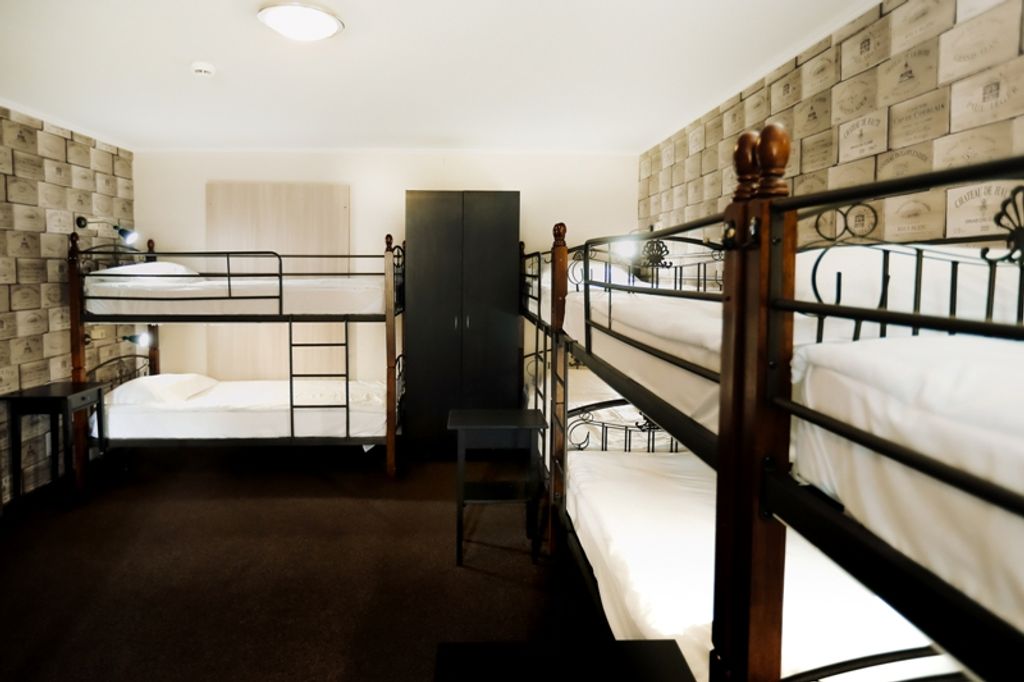 Green City — Многоместный смешанный номер 14-местный