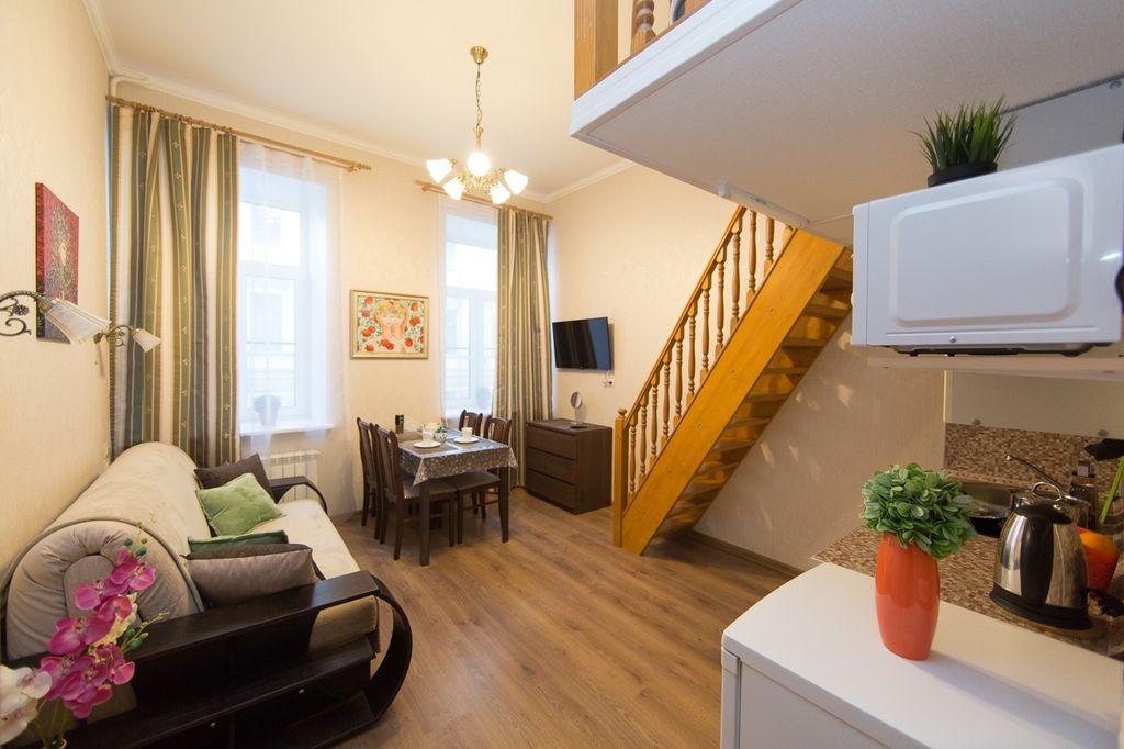 Duplex apartments on Pushkinskaya 12 — Апартаменты делюкс