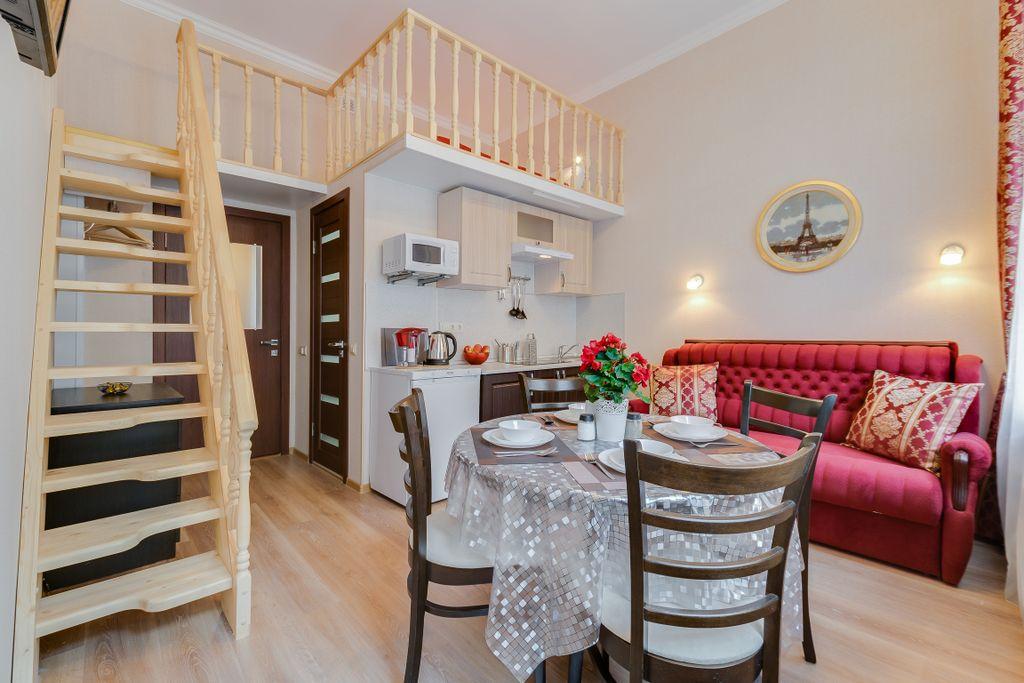 Duplex apartments on Pushkinskaya 9 — Апартаменты делюкс