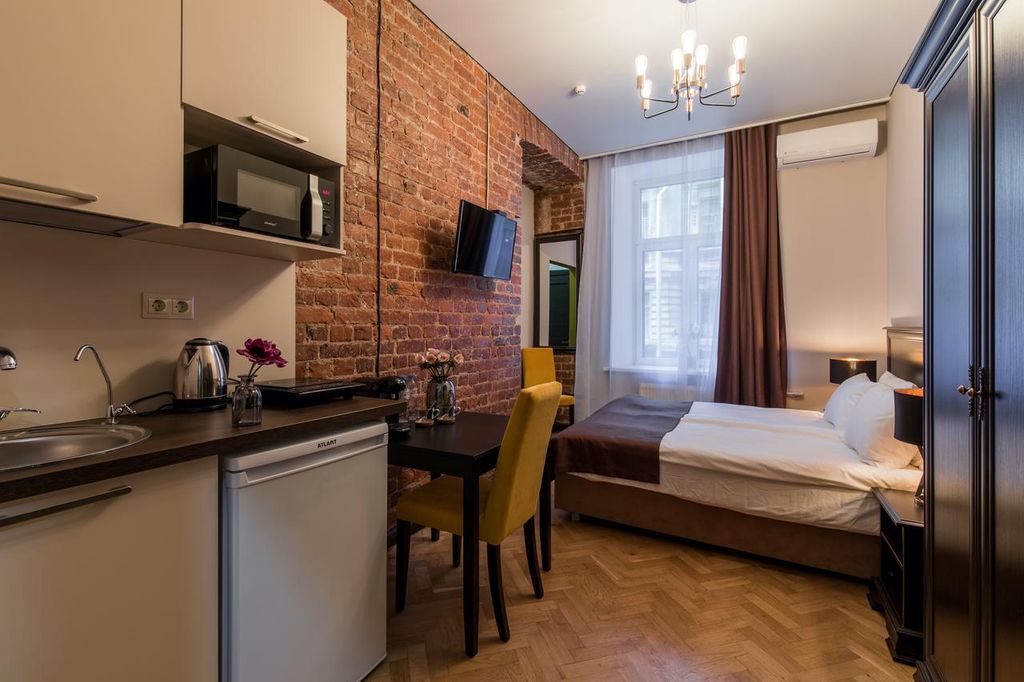 Елисеевский — Трёхместный номер стандарт