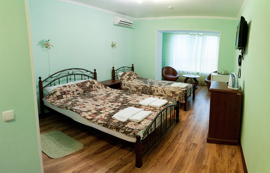 На Эскадронной — Трёхместный номер стандарт