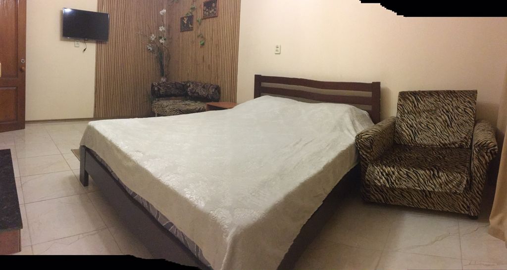 У Причала — Семейный номер улучшенный с мини кухней