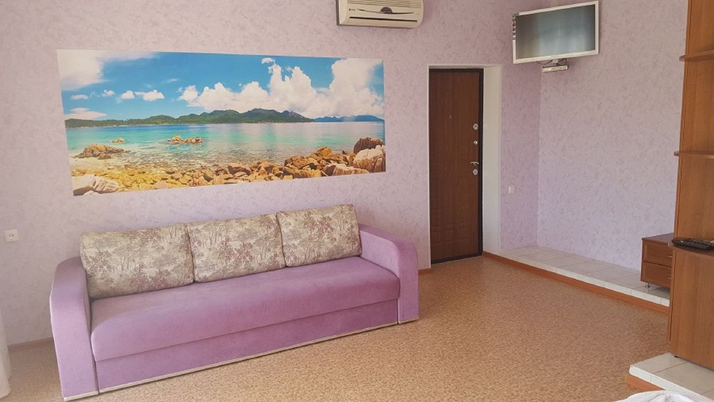 Мечта — Четырёхместный номер улучшенный с видом на море