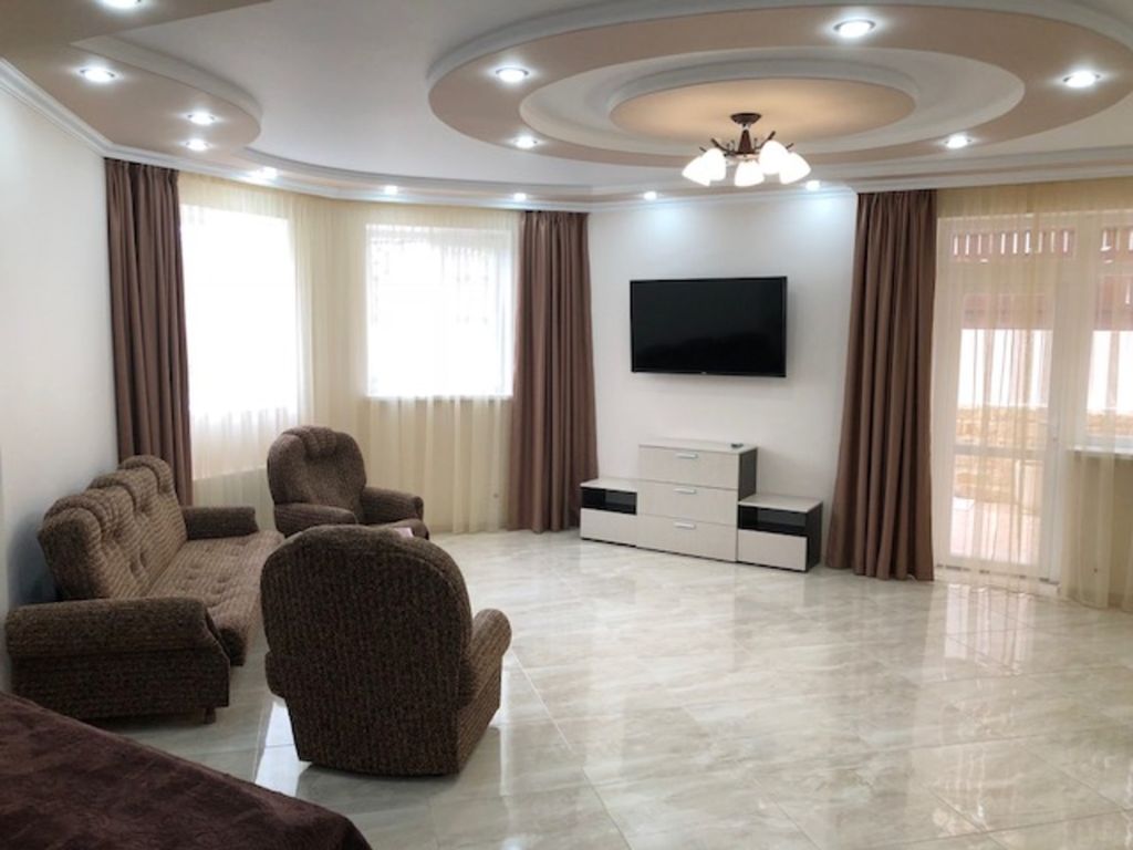 На Круче — Семейный номер улучшенный студио