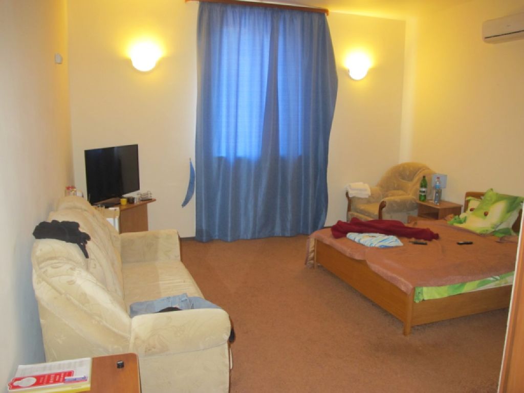 Вилла Кристалл — Четырёхместный номер улучшенный