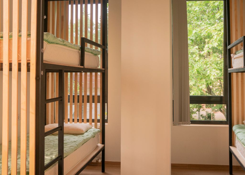 Хоста — Многоместный смешанный номер 8-местный общий