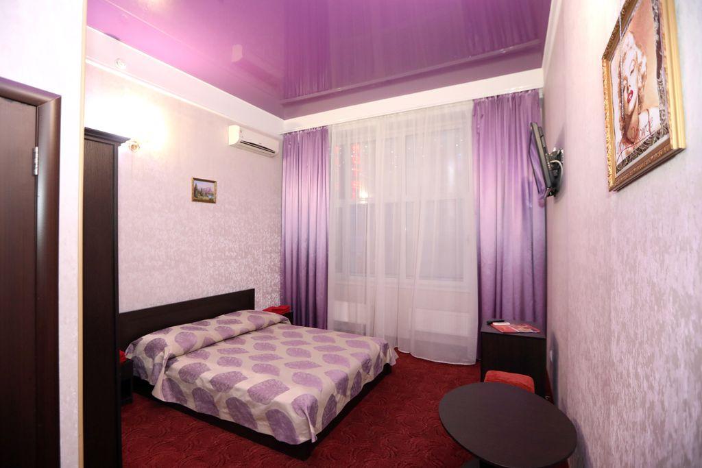 Hotel RIO — Двухместный номер с 1 кроватью №3 полулюкс с одной двуспальной кроватью