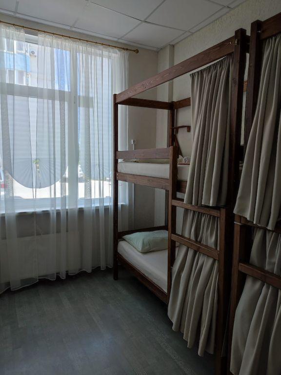 Приятная компания — Многоместный женский номер эконом (душ/туалет общий)