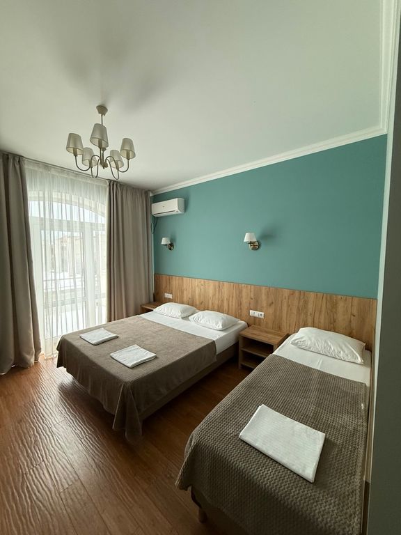 ДельМар — Трёхместный номер стандарт