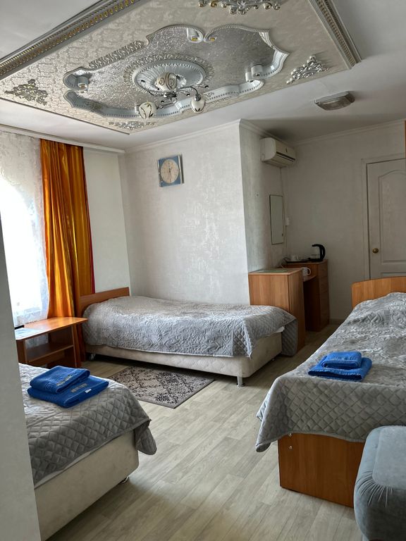 Lotos — Трёхместный номер стандарт