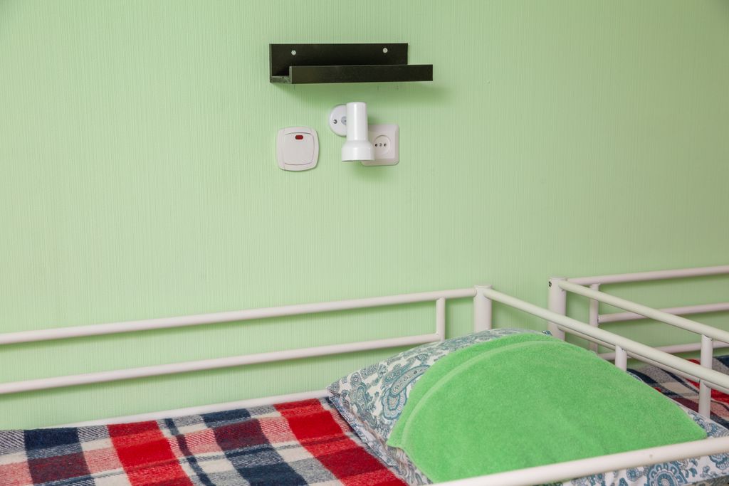 Бугров — Многоместный мужской номер 8-местный