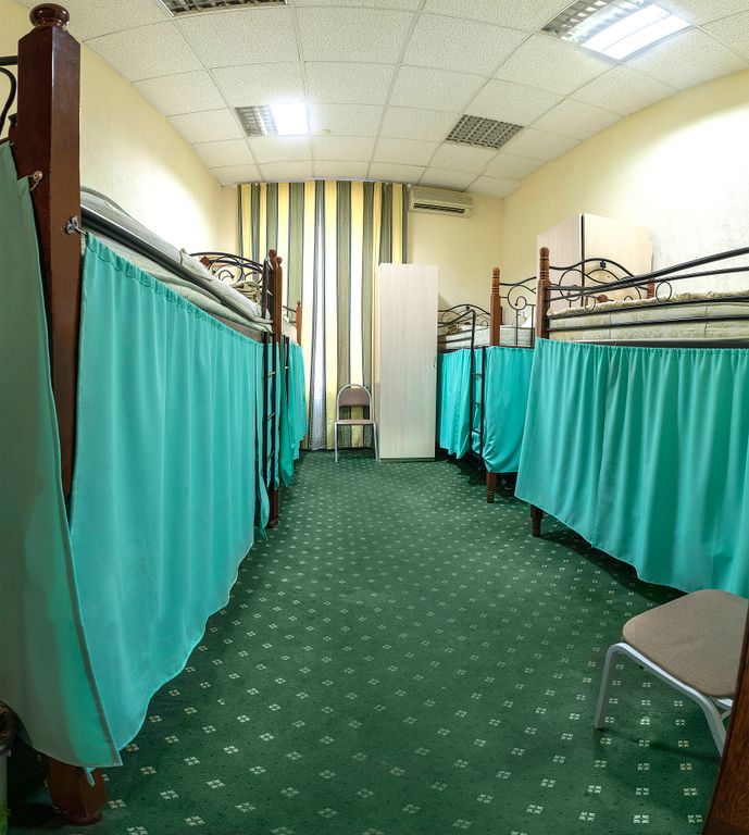 ComfortPark — Многоместный смешанный номер 8-ми местный общий номер №7 первый ярус