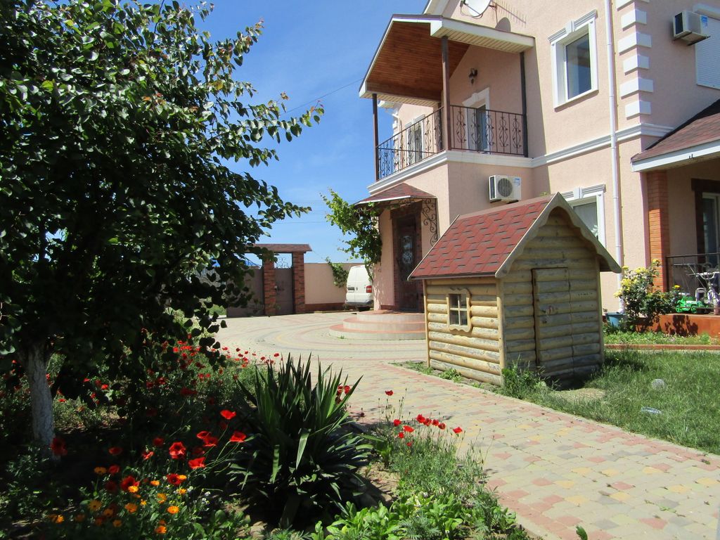 Усадьба Радуга — Трёхместный номер стандарт