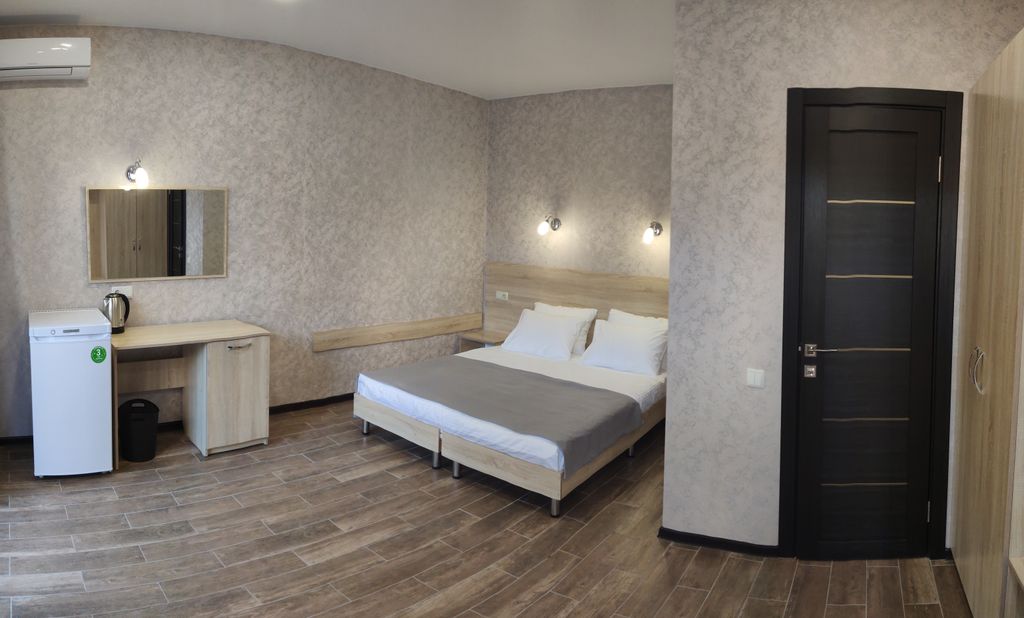 Тихий центр — Двухместный номер с 1 кроватью улучшенный с видом на город