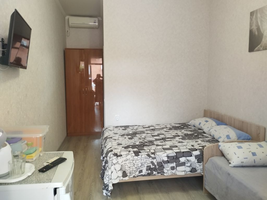 Натали — Трёхместный номер с лоджией