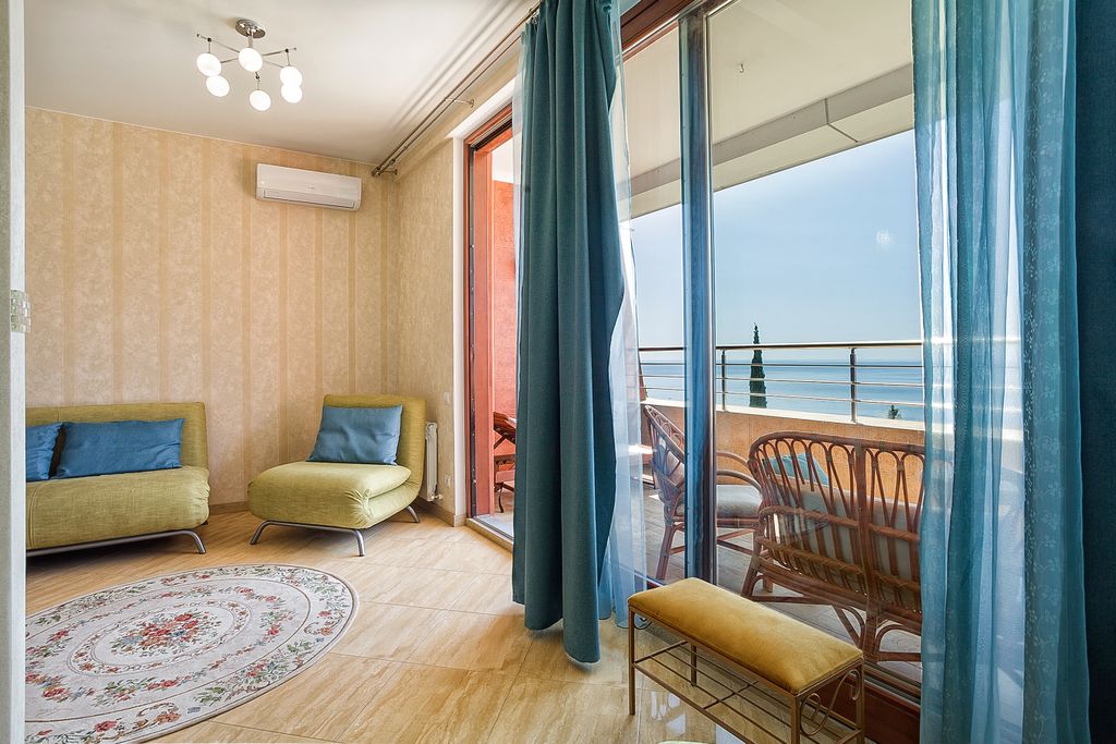 Family Elite — Апартаменты студио 74а с видом на море