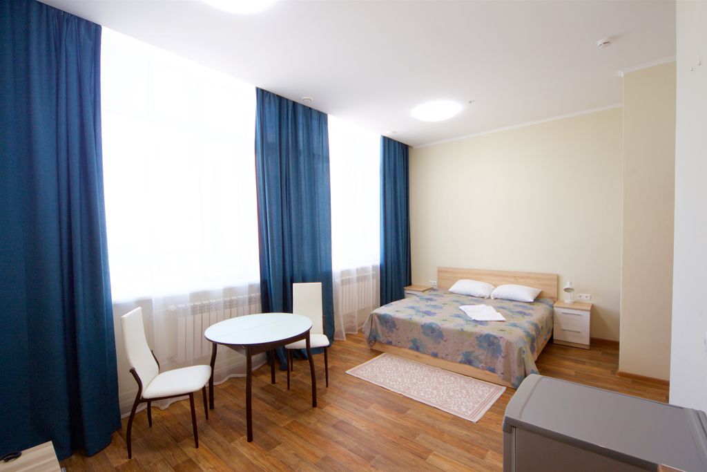 Партизана Железняка — Апартаменты с двухспальной кроватью