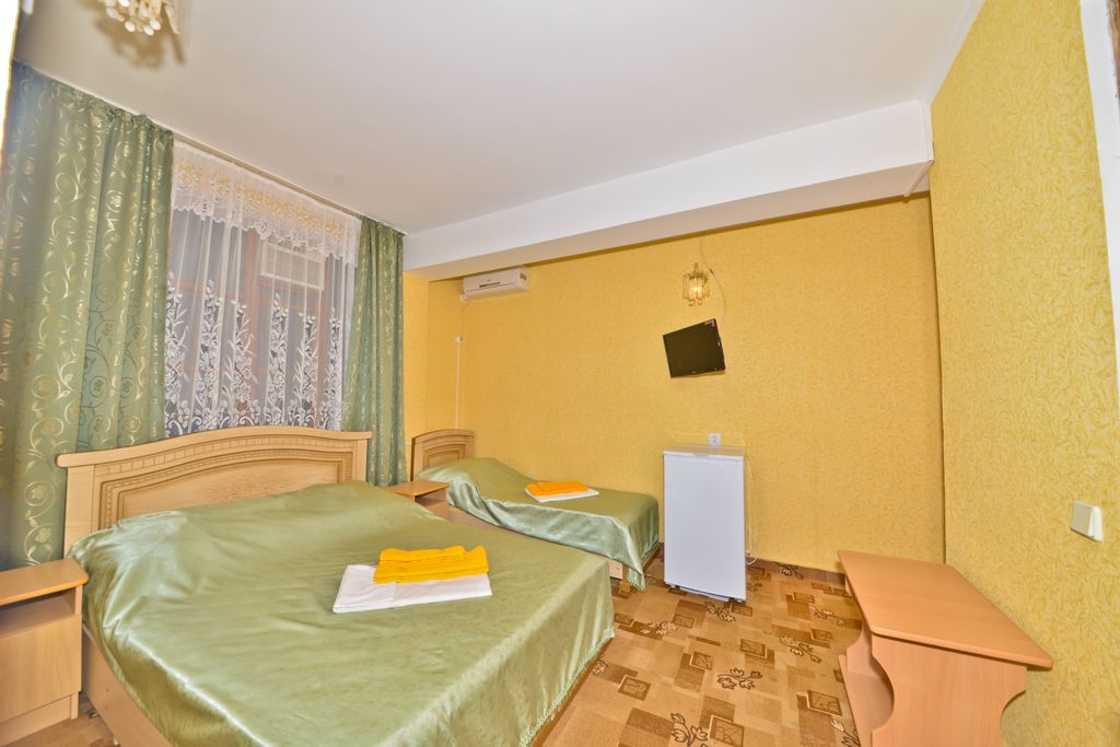 Континенталь — Четырёхместный номер стандарт