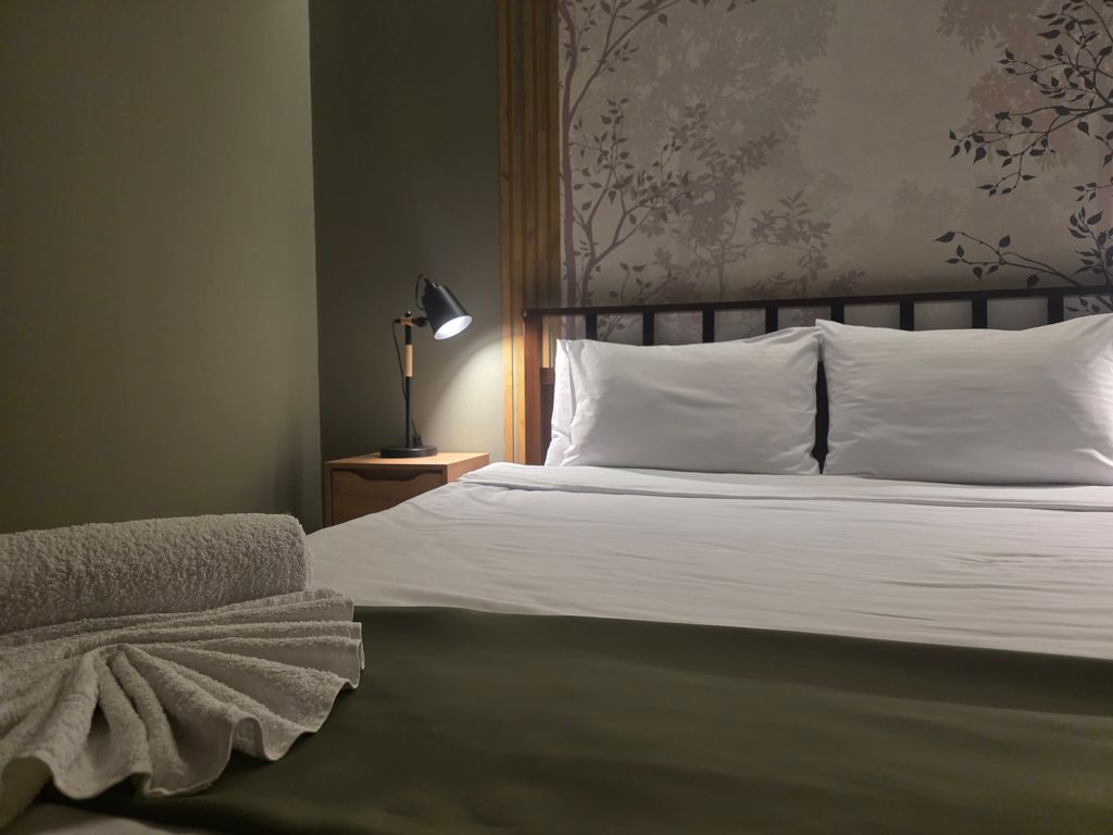 Слон — Двухместный номер с 1 кроватью большой с двуспальной кроватью и диванчиком