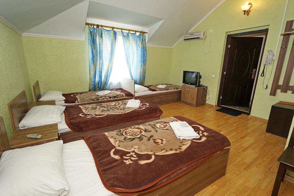 Лето — Четырёхместный номер Семейный