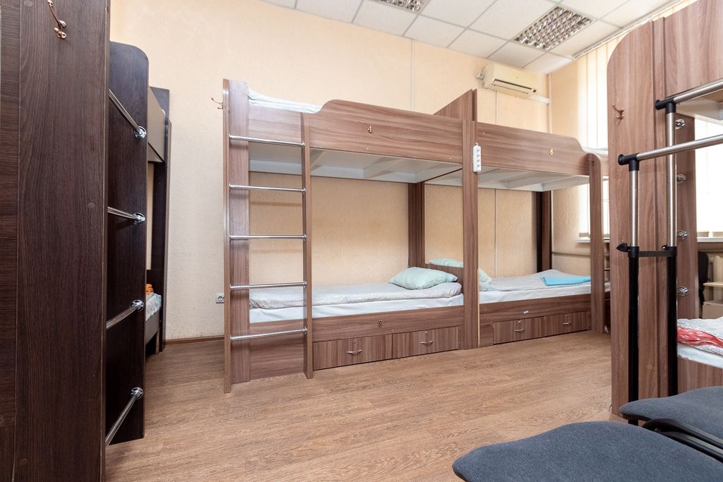 Like — Многоместный мужской номер  восьмиместный