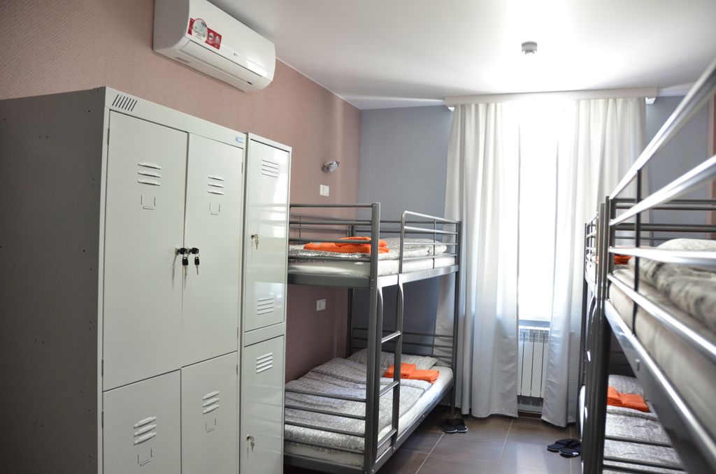 Хостел Солнечный — Многоместный женский номер шестиместный