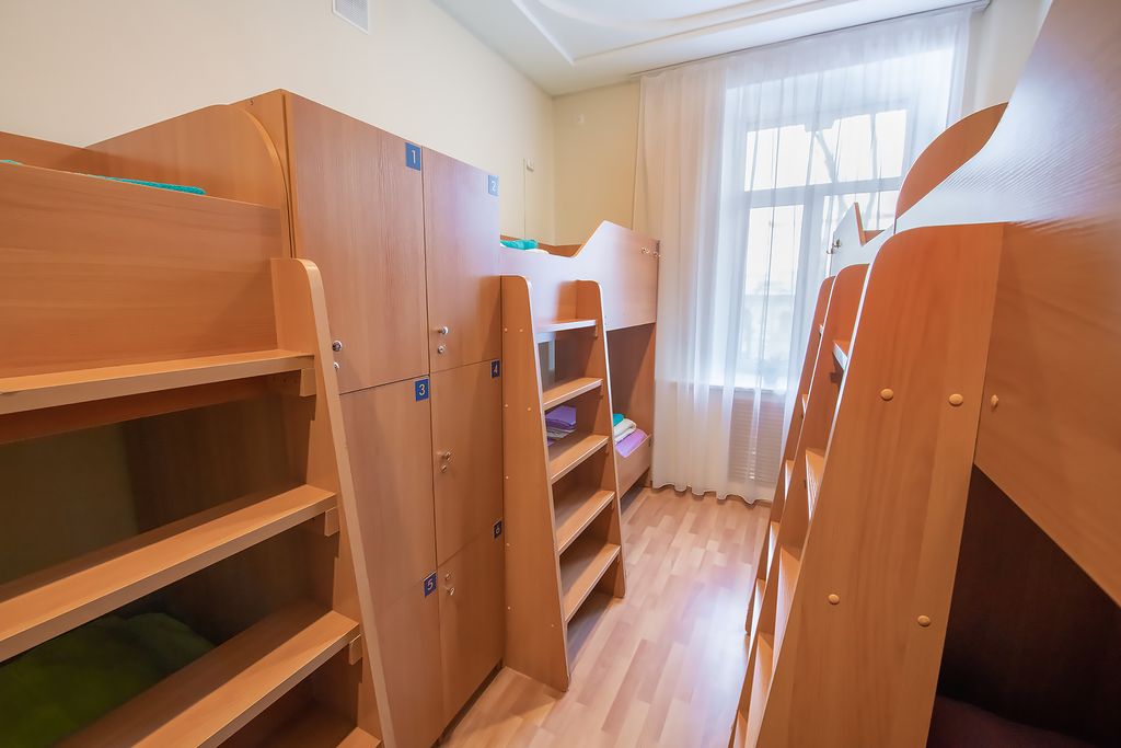 Optimum — Многоместный смешанный номер Койко-место в восьмиместном номере микс