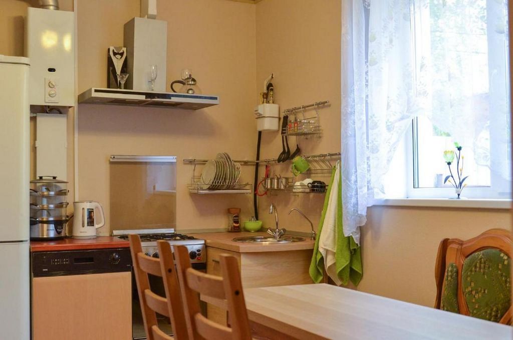 Алла — Апартаменты пятиместный с отдельным входом, санузлом и кухонным узлом