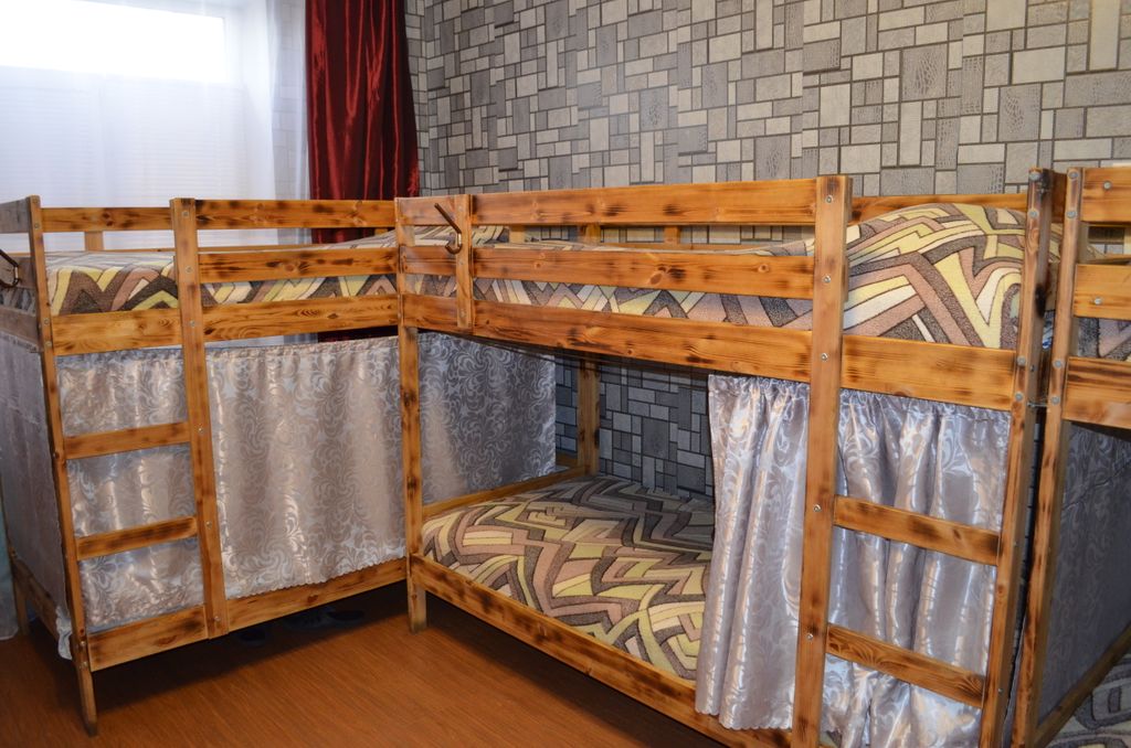 Уют — Многоместный смешанный номер эконом (душ/туалет общий)