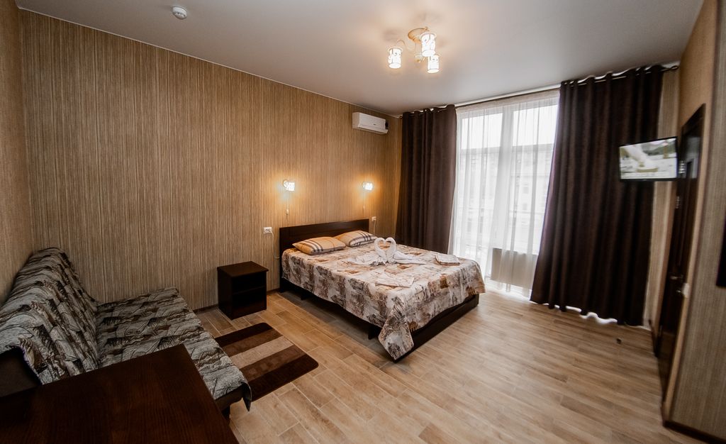 Орион Плюс — Четырёхместный номер Семейный однокомнатный