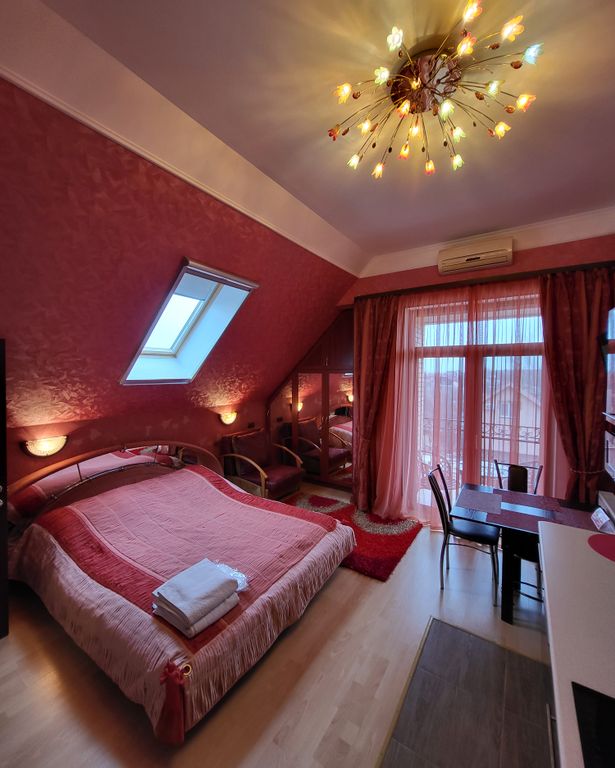 Вилла Елена-Ф — Апартаменты люкс