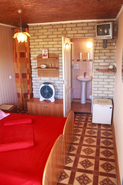 Назар Черноморское — Двухместный номер с 2 отдельными кроватями с удобствами