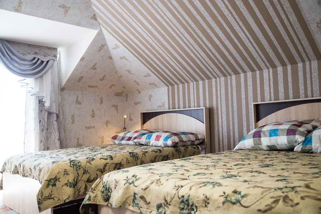 Золотой Лев — Двухместный номер с 2 отдельными кроватями Стандарт №6