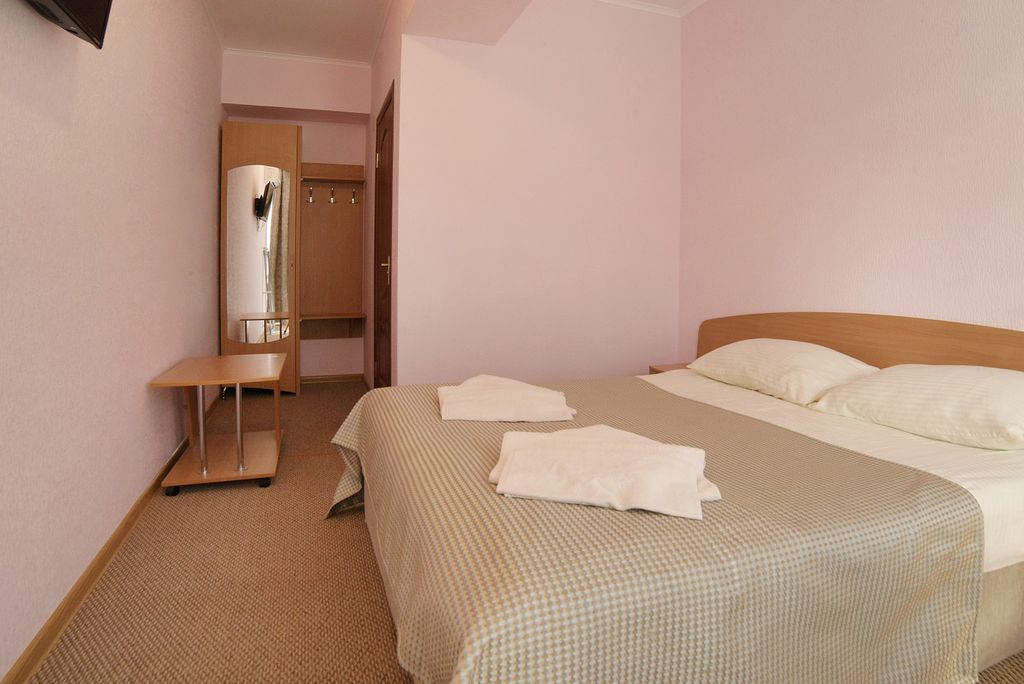 Фламинго — Двухместный номер с 1 кроватью стандарт с видом на горы