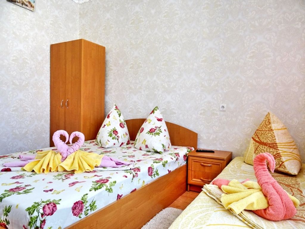 Росинка — Трёхместный номер стандарт