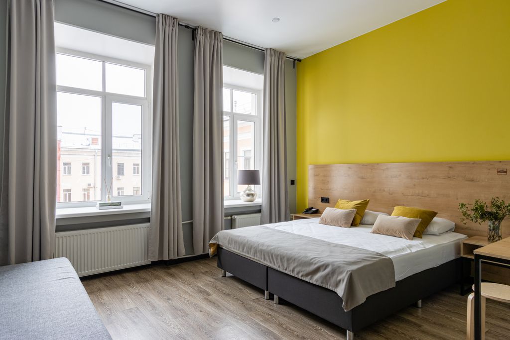 Номера на Невском 111 — Семейный номер трехместный