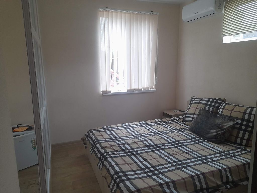 ЧерноМорское-Ваша встреча с морем,солнцем  и мечтой! — Семейный номер улучшенный