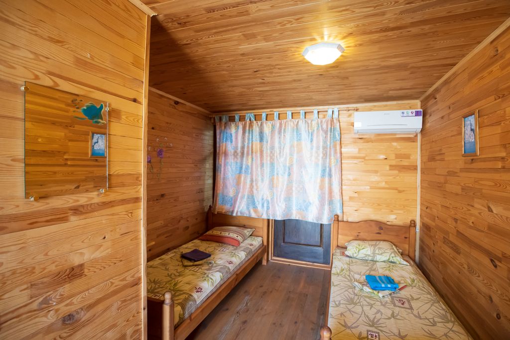 У Александра — Двухместный номер с 2 отдельными кроватями стандарт