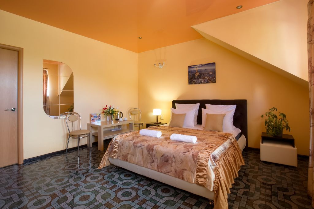 Скорпион — Двухместный номер с 1 кроватью полулюкс