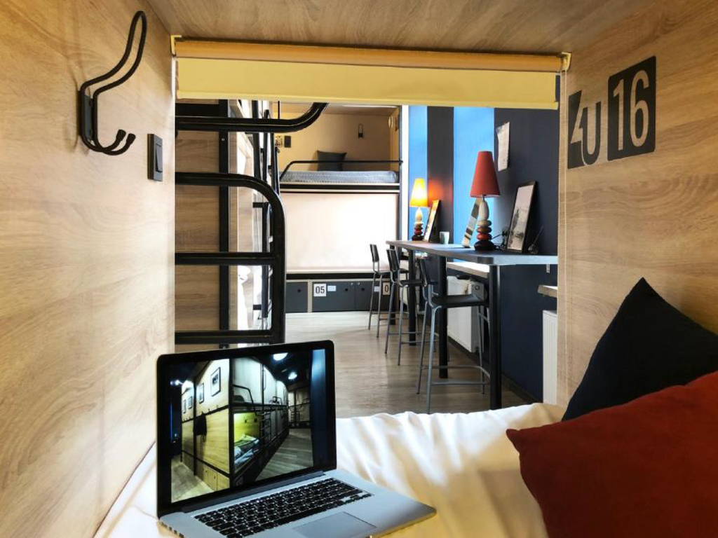 4U Capsule — Одноместный номер капсула нижний уровень