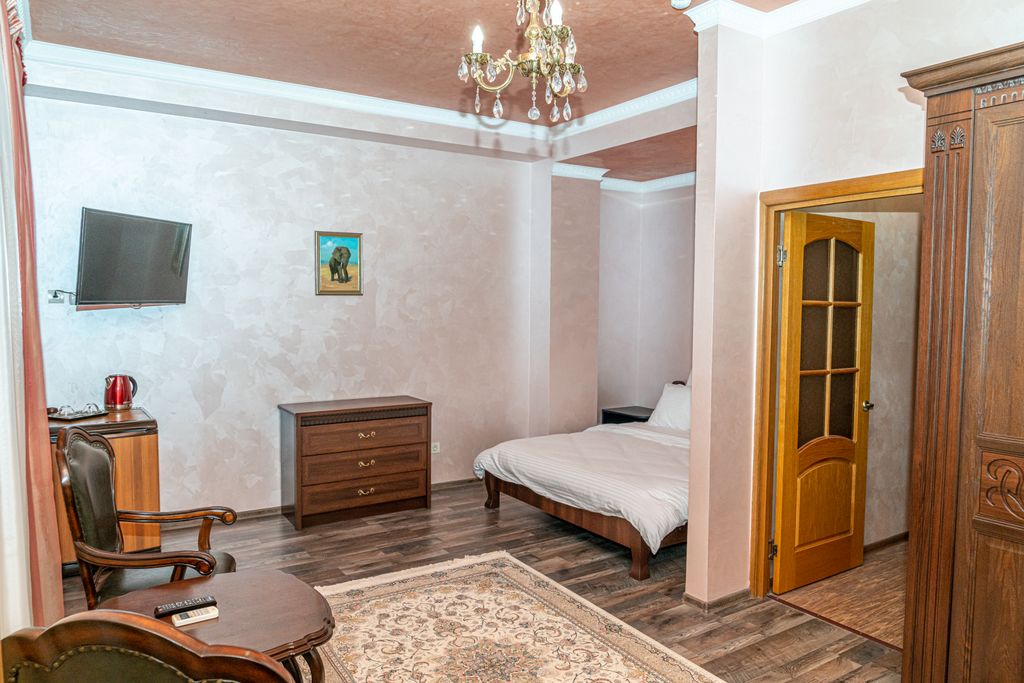 Бомонд — Двухместный номер с 1 кроватью стандартный с кроватью размера "king-size"