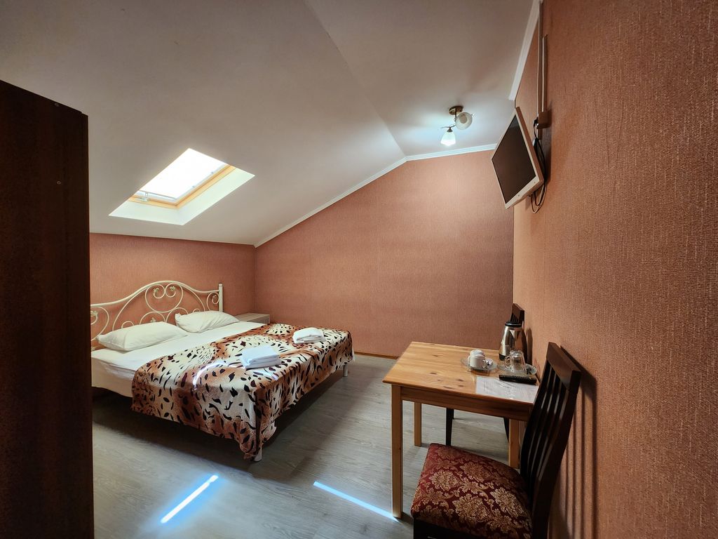 Гранат — Семейный номер двухкомнатный