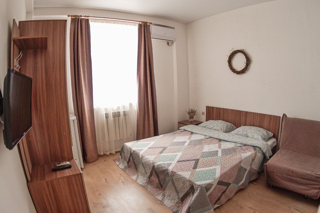 Калачёвых — Трёхместный номер со всеми удобствами