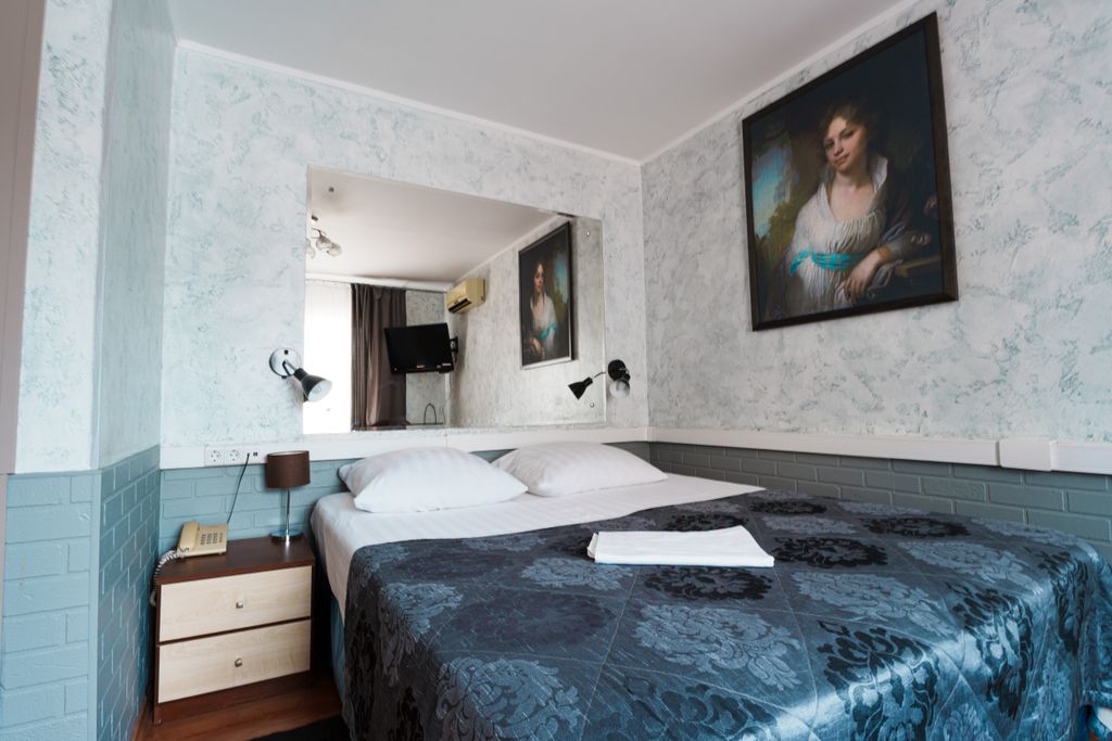 Патио — Двухместный номер с 1 кроватью улучшенный стандарт (первая категория)