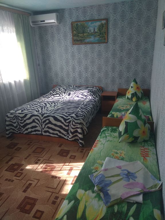 Виктория — Четырёхместный номер стандарт